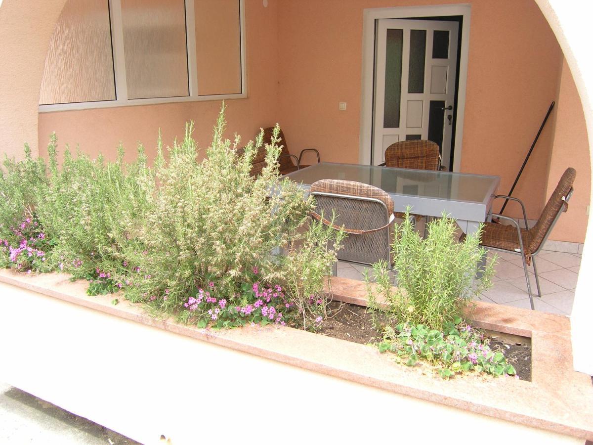 Apartments Sokolovic Krk Town Extérieur photo
