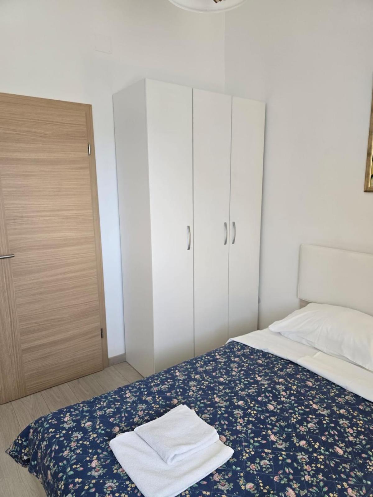 Apartments Sokolovic Krk Town Extérieur photo