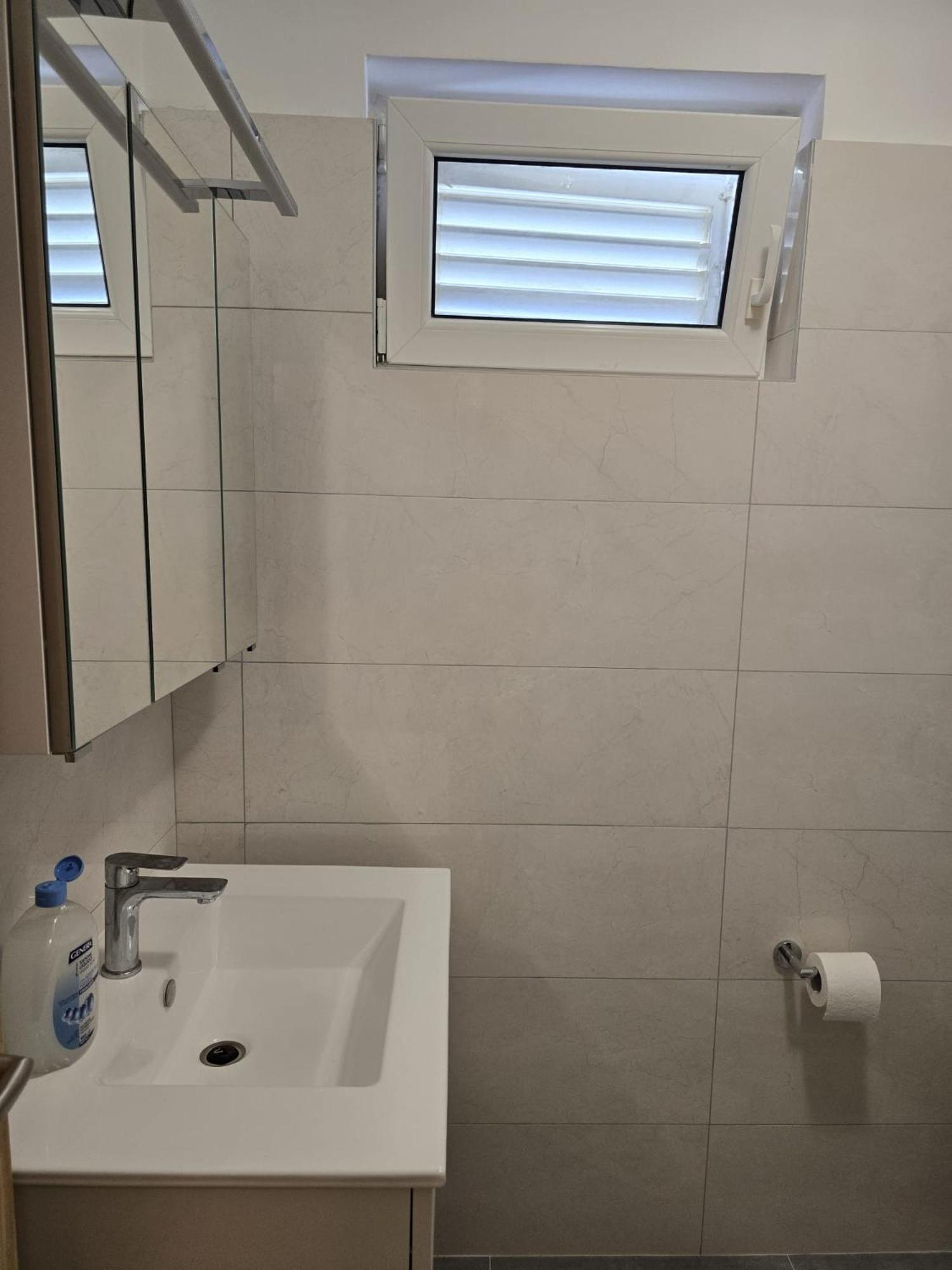 Apartments Sokolovic Krk Town Extérieur photo