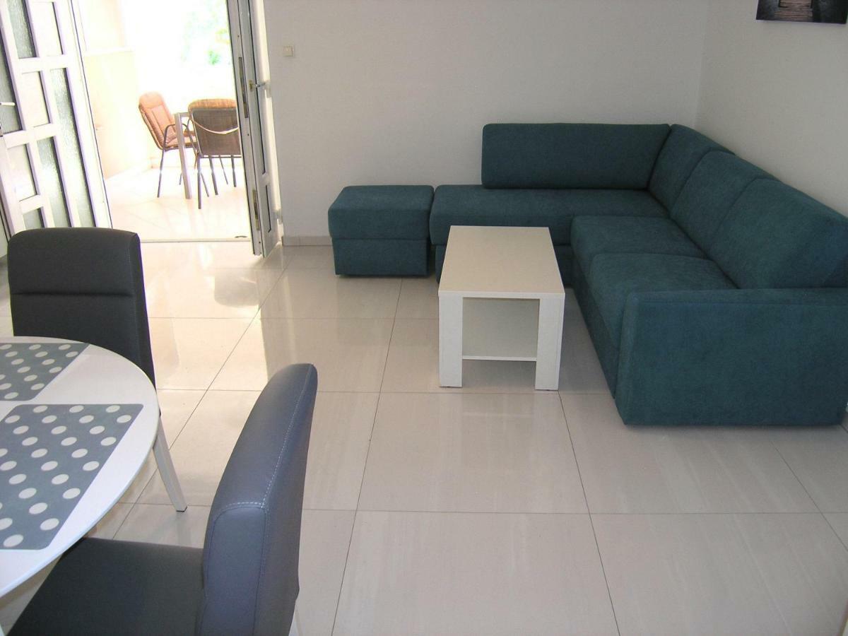 Apartments Sokolovic Krk Town Extérieur photo