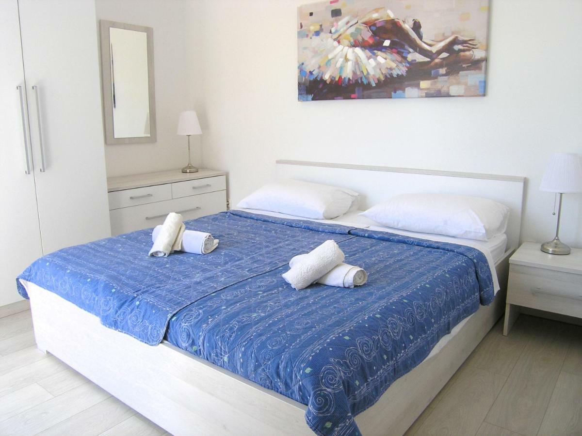 Apartments Sokolovic Krk Town Extérieur photo