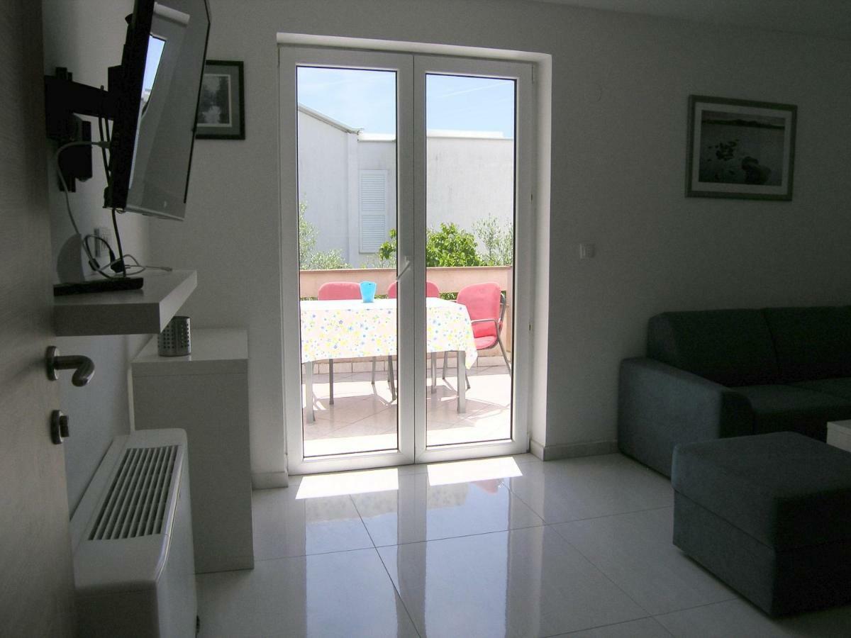 Apartments Sokolovic Krk Town Extérieur photo