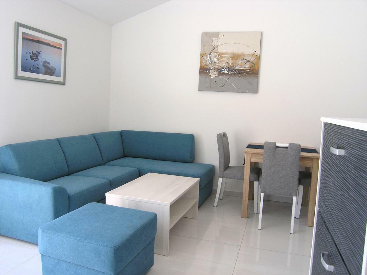 Apartments Sokolovic Krk Town Extérieur photo