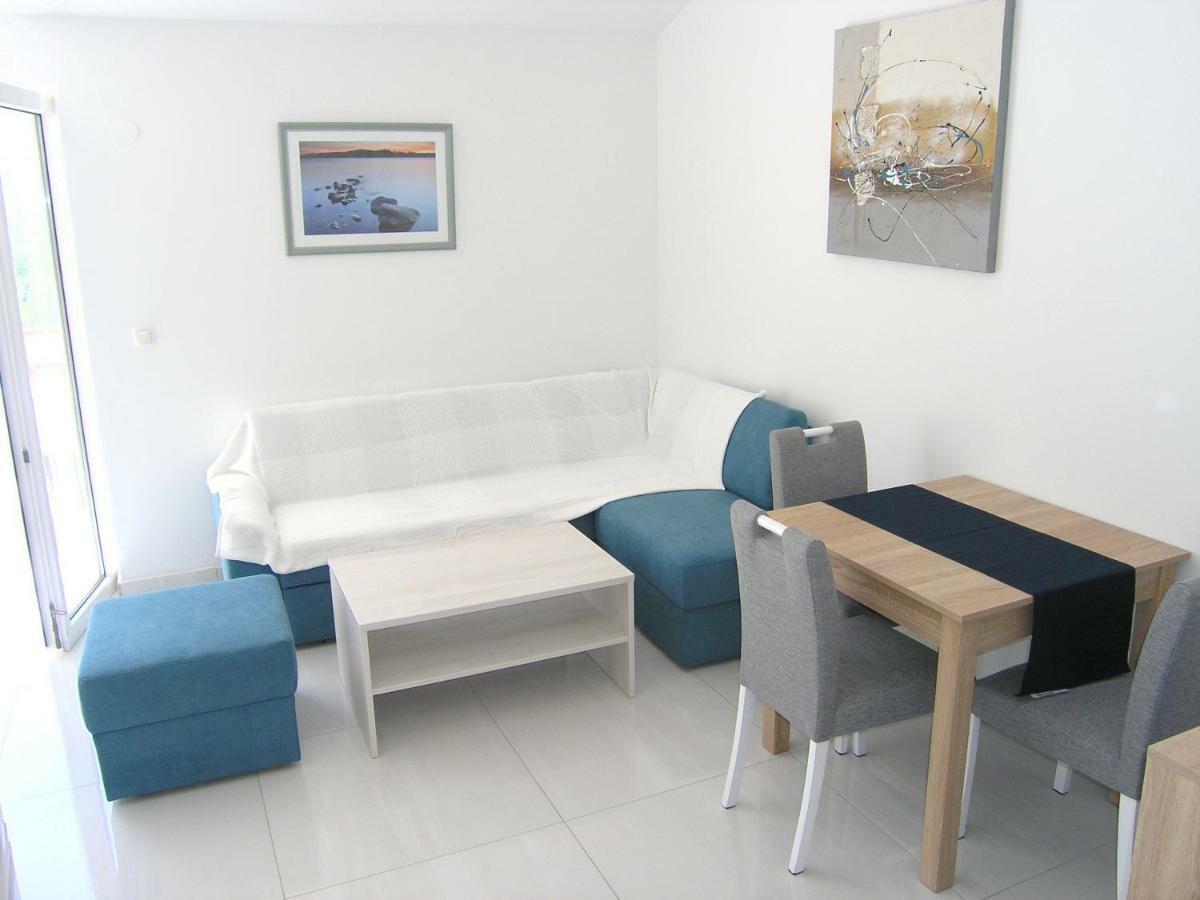 Apartments Sokolovic Krk Town Extérieur photo