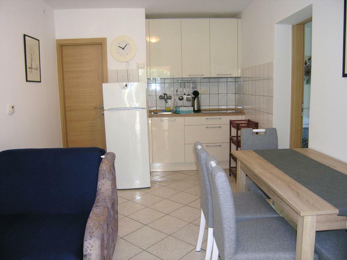 Apartments Sokolovic Krk Town Extérieur photo