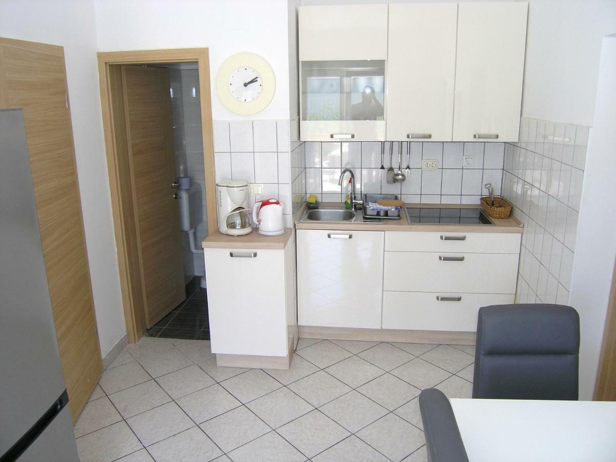 Apartments Sokolovic Krk Town Extérieur photo